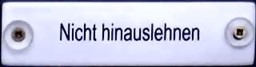 Zeige Details für Nicht hinauslehnen Bild von Nicht hinauslehnen