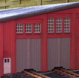 Zeige Details für Fabrik-Giebelfassade links Bild von Fabrik-Giebelfassade links