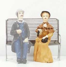 Zeige Details für Frau sitzend mit Schirm Bild von Frau sitzend mit Schirm