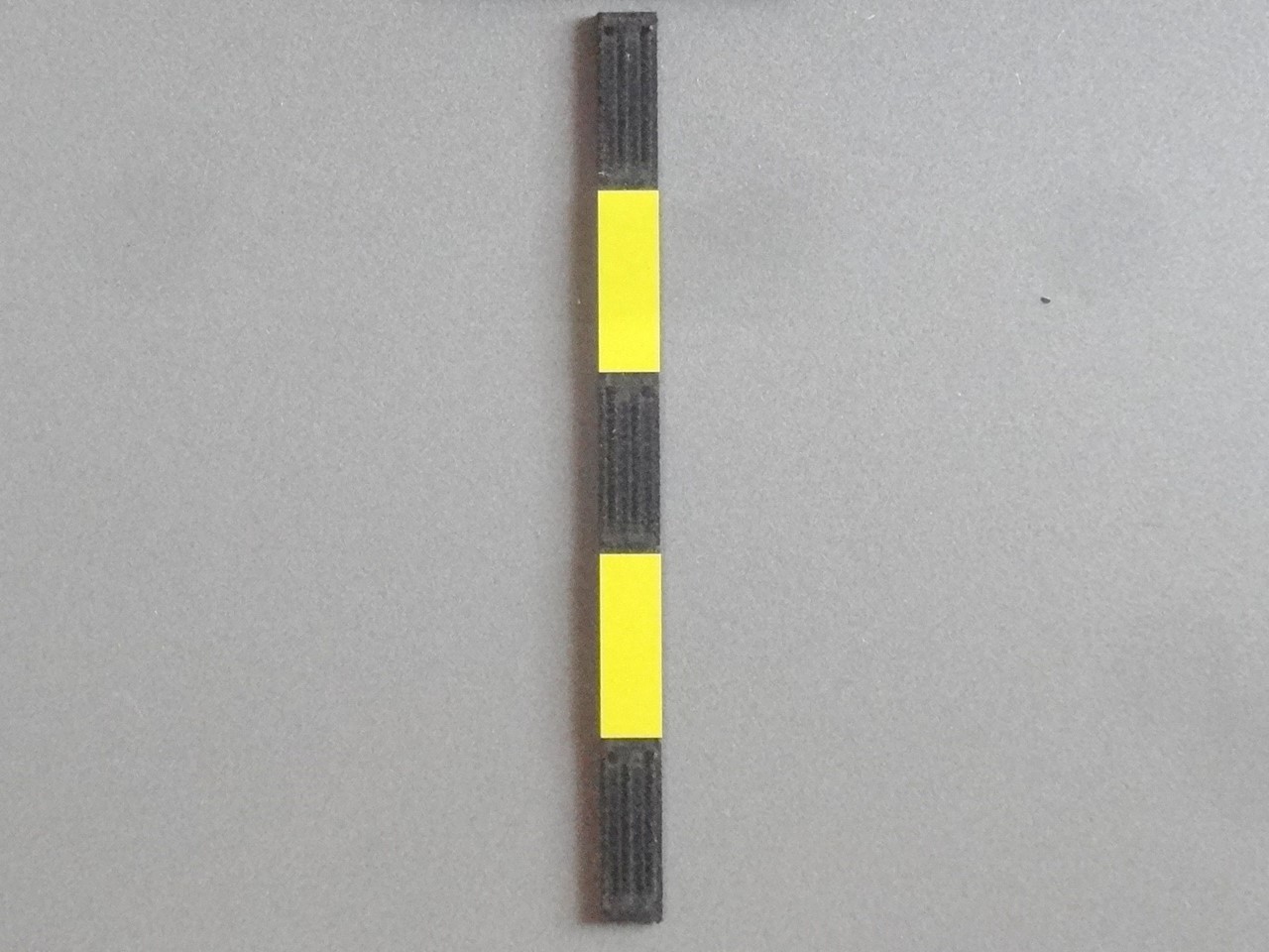 Bild von Mastschild schwarz gelb